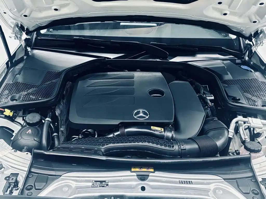 Mercedes-Benz C-Class 2019 — фото 16