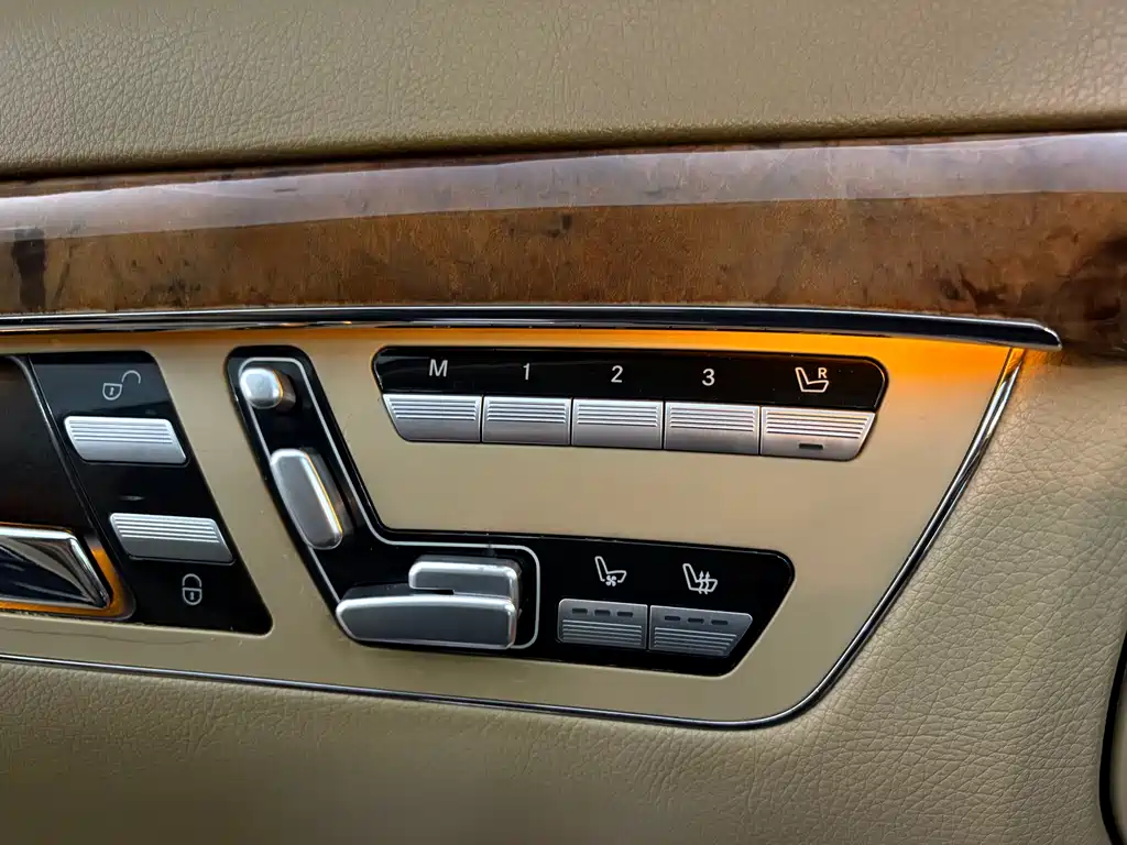 Mercedes-Benz S-Class 2007 — фото 18