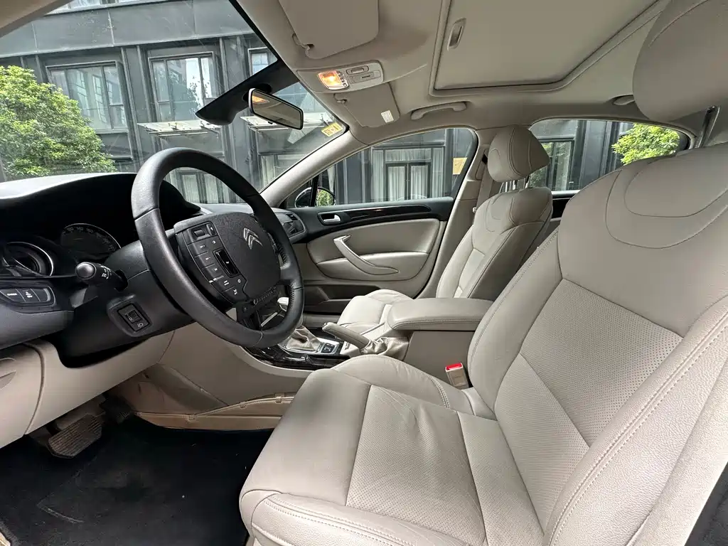 Citroën C5 2015 — фото 12
