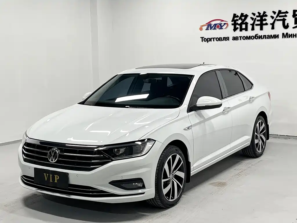 Volkswagen Sagitar 2021