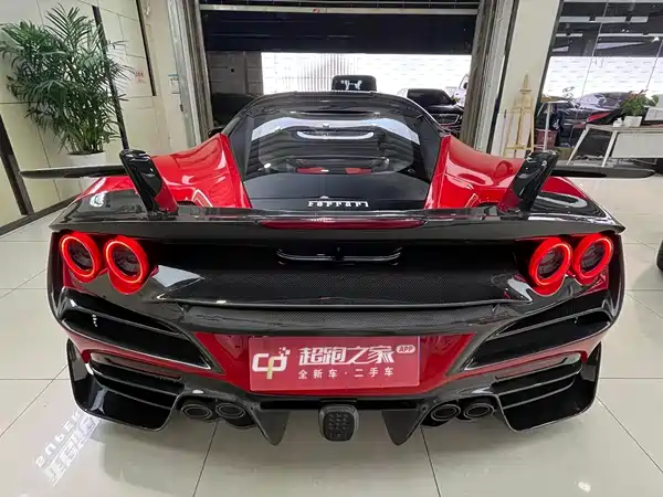 Ferrari F8 2019