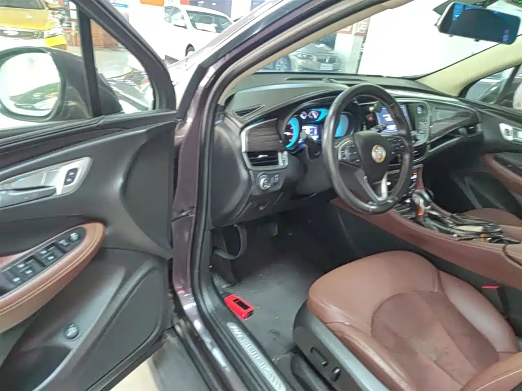 Buick Envision Plus 2017 — фото 16