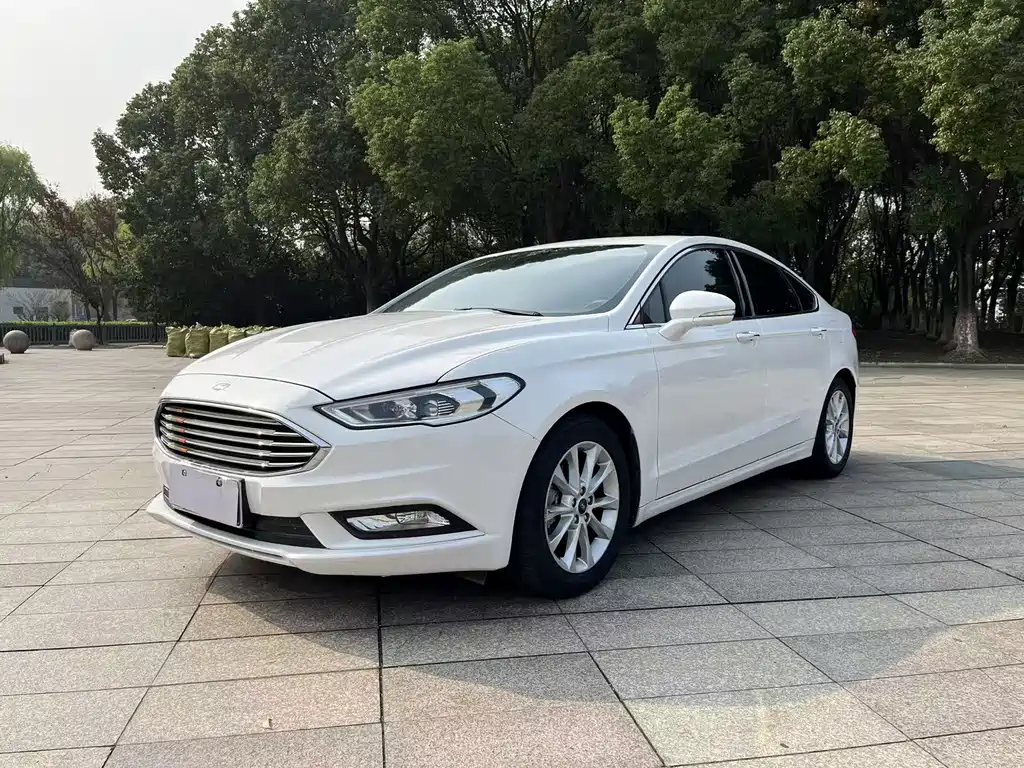 Ford Mondeo 2018 — фото 1