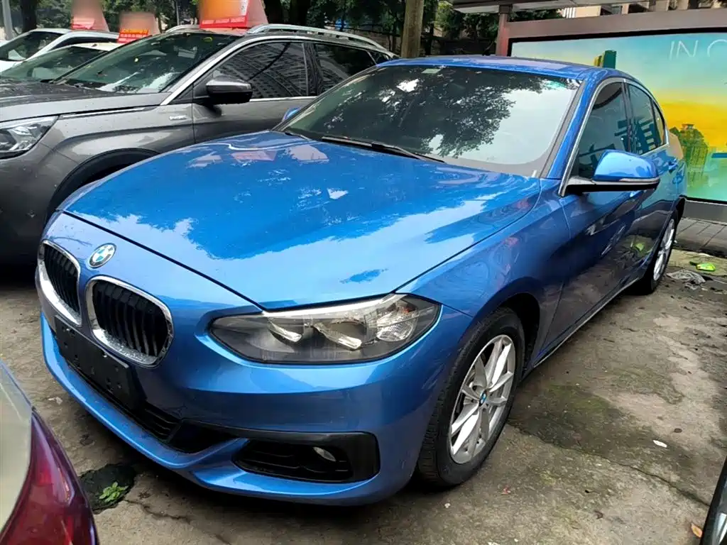 BMW 1 Series 2017 — фото 1