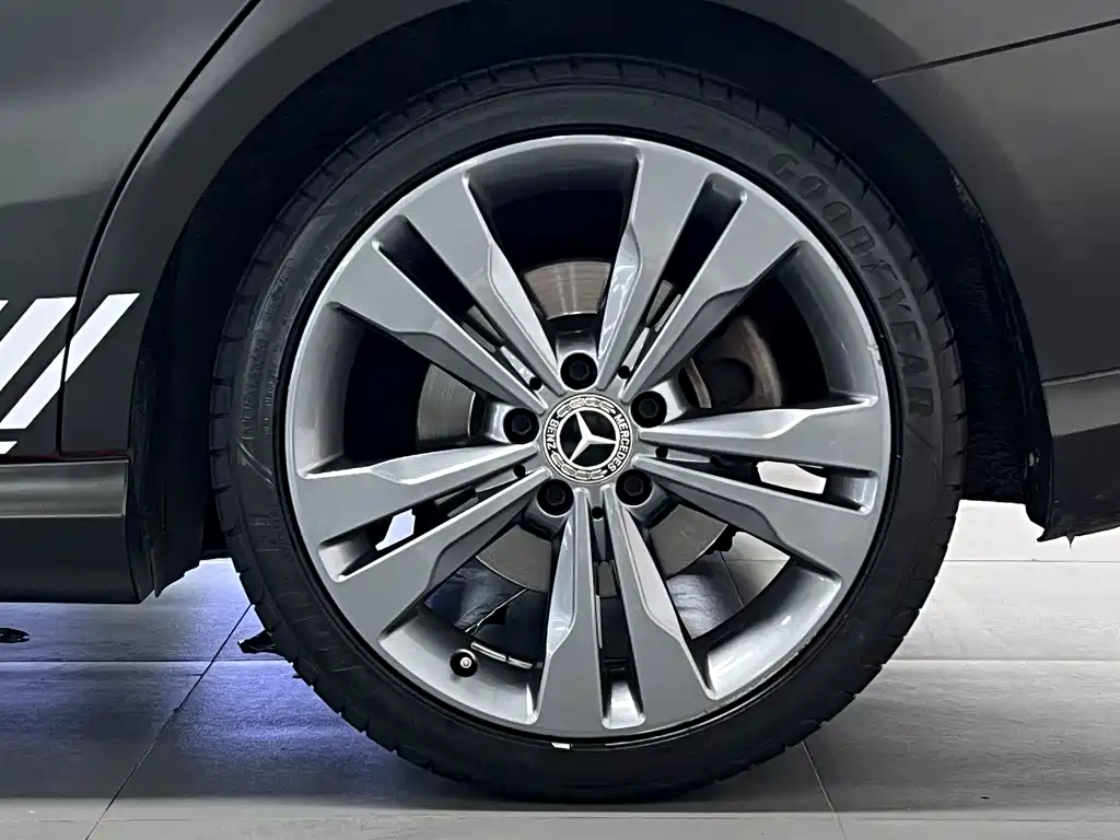 Mercedes-Benz CLA 2018 — фото 13