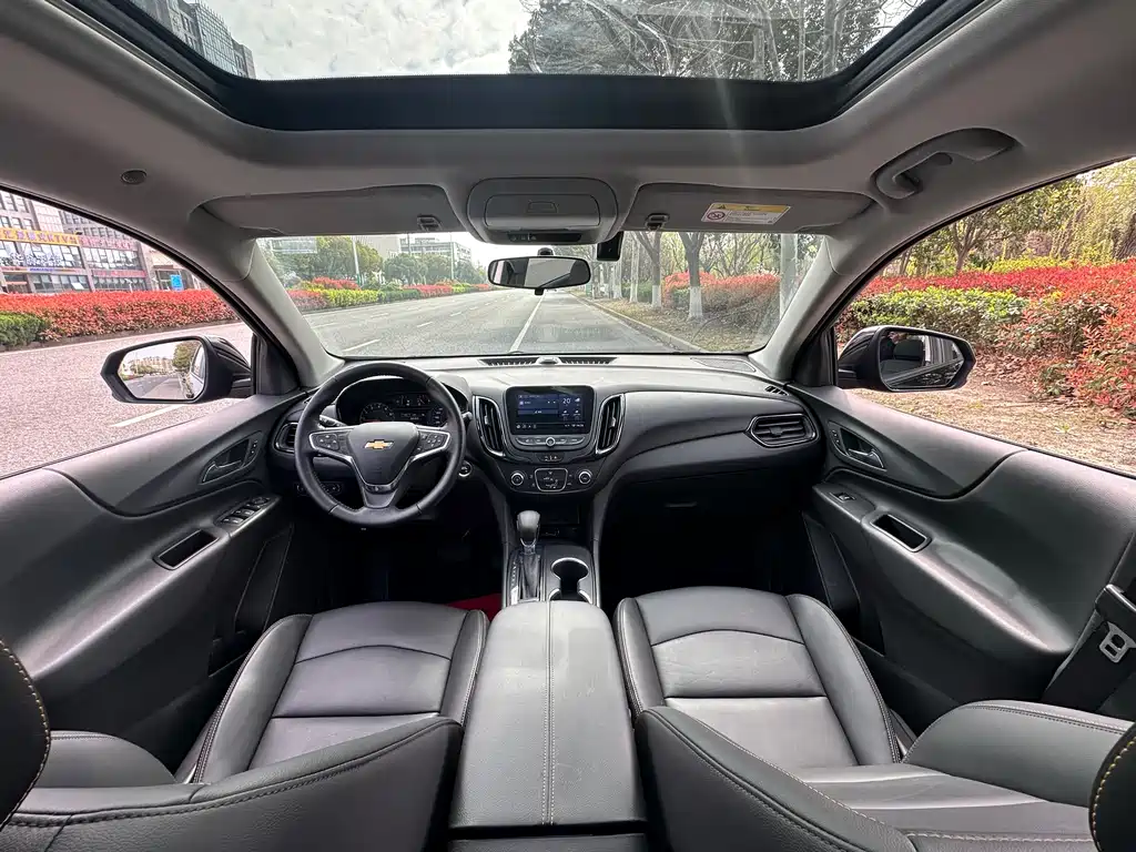 Chevrolet Equinox 2022 — фото 12