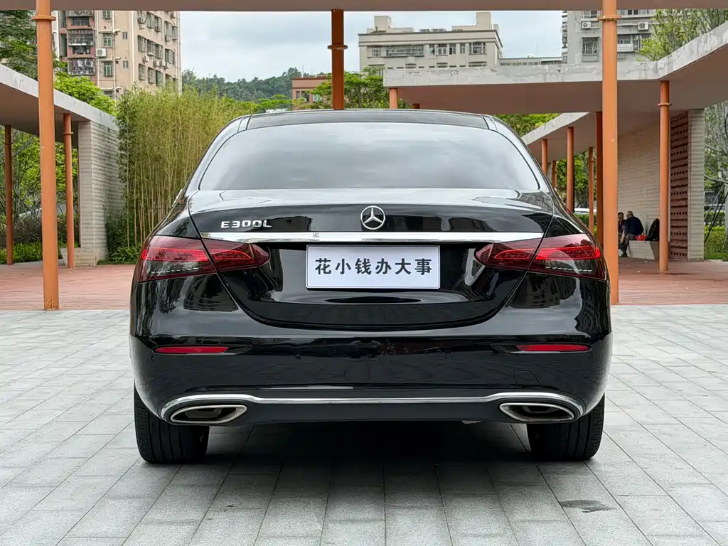 Mercedes-Benz E-Class 2017 — фото 8