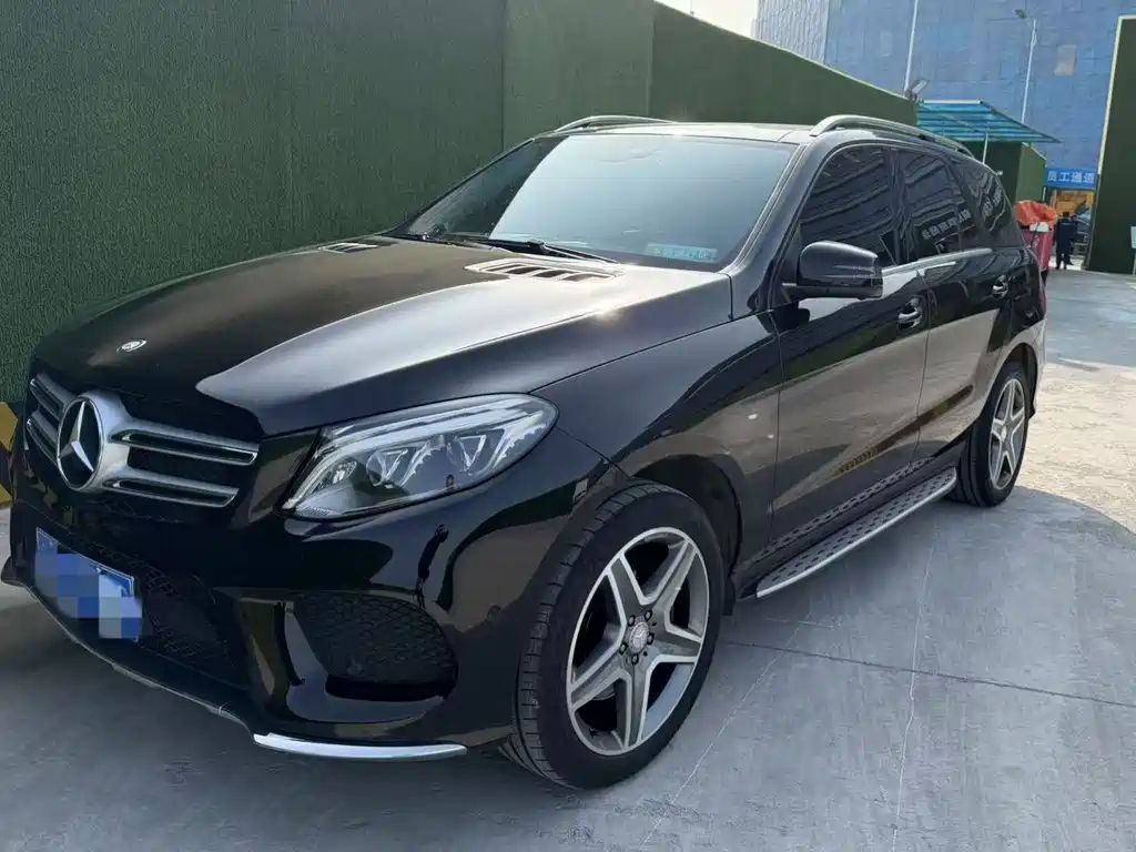 Mercedes-Benz GLE 2016 — фото 1