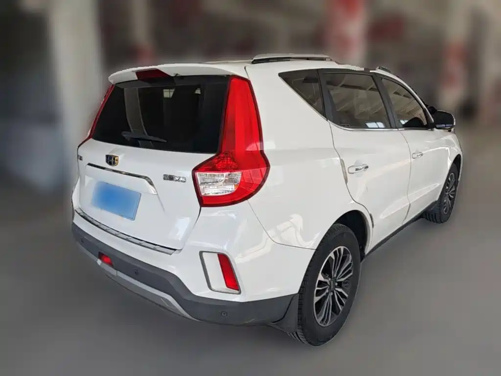 Geely Vision X6 2016 — фото 12