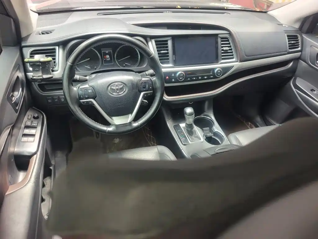 Toyota Highlander 2019 — фото 13