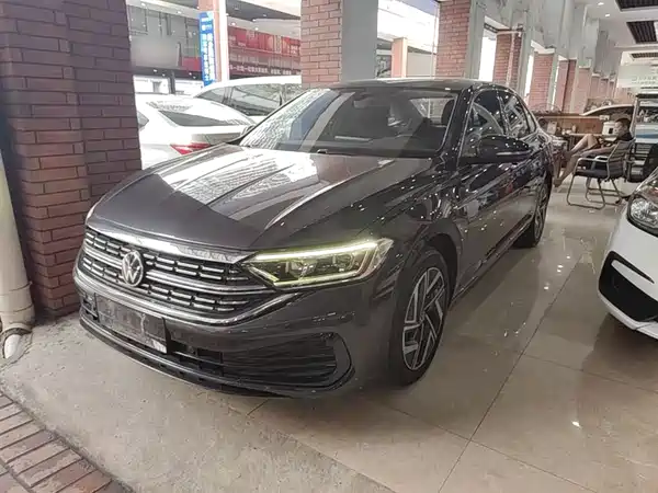 Volkswagen Sagitar 2023