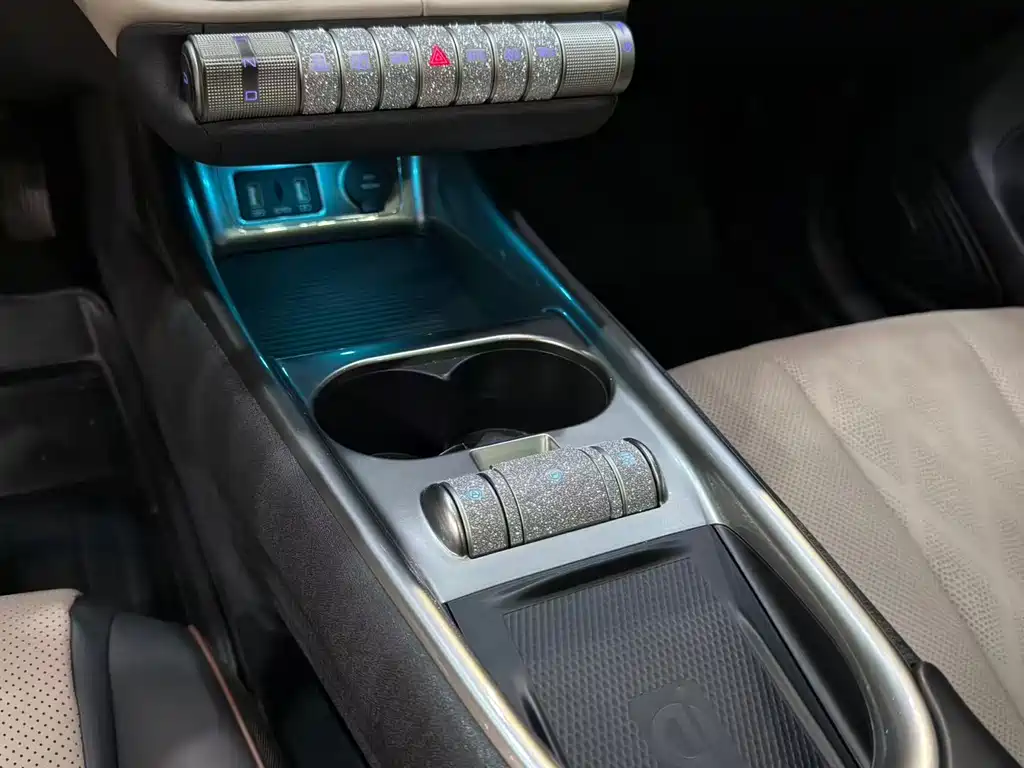BYD Dolphin 2023 — фото 15