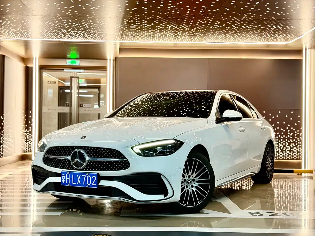 Mercedes-Benz C-Class 2021