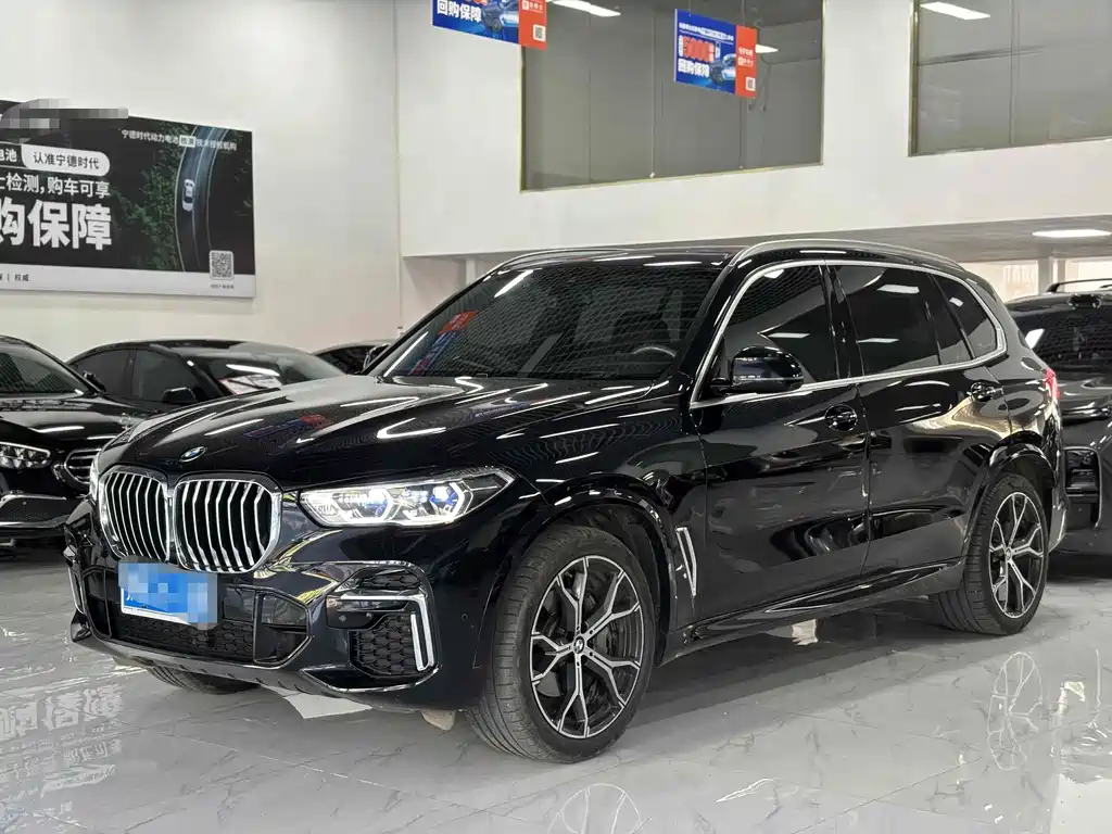 BMW X5 2023 — фото 1