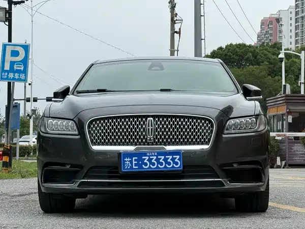 Lincoln Continental 2018