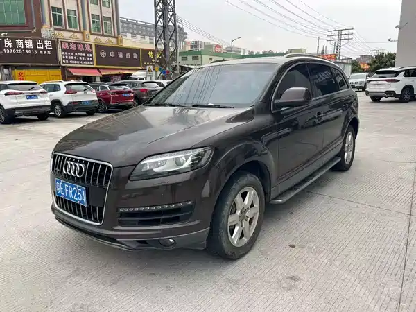 Audi Q7 2014