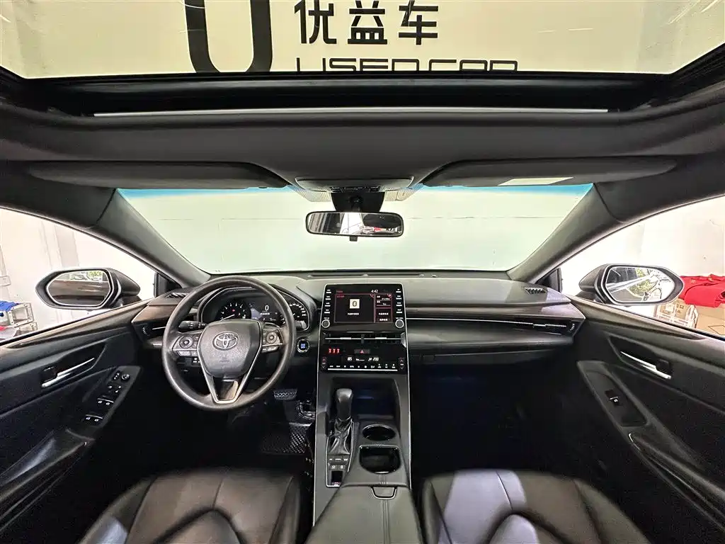 Toyota Avalon 2019 — фото 7