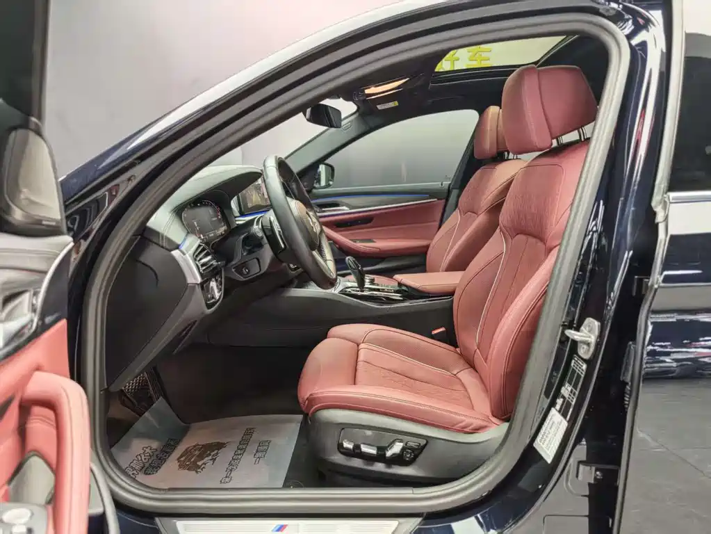 BMW 5 Series 2024
