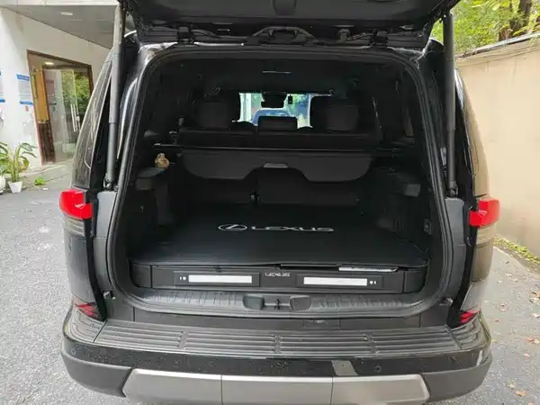 Lexus GX 2025