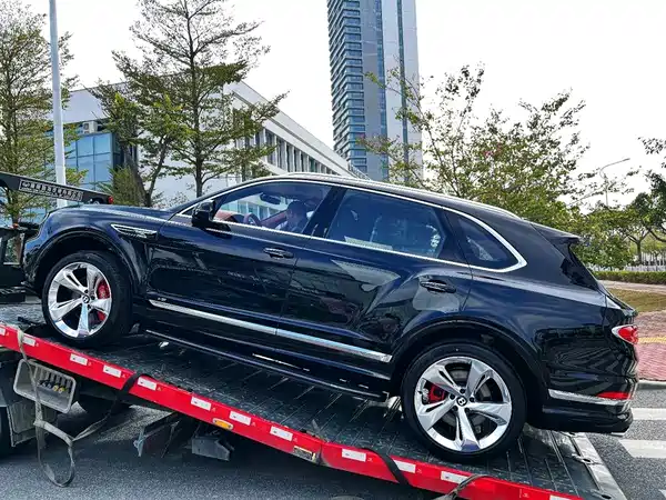 Bentley Bentayga 2022