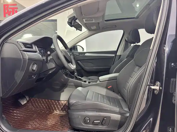 Skoda Superb 2023
