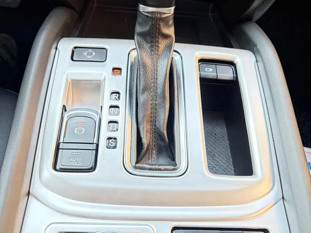 GAC Trumpchi GS8 2018 — фото 17