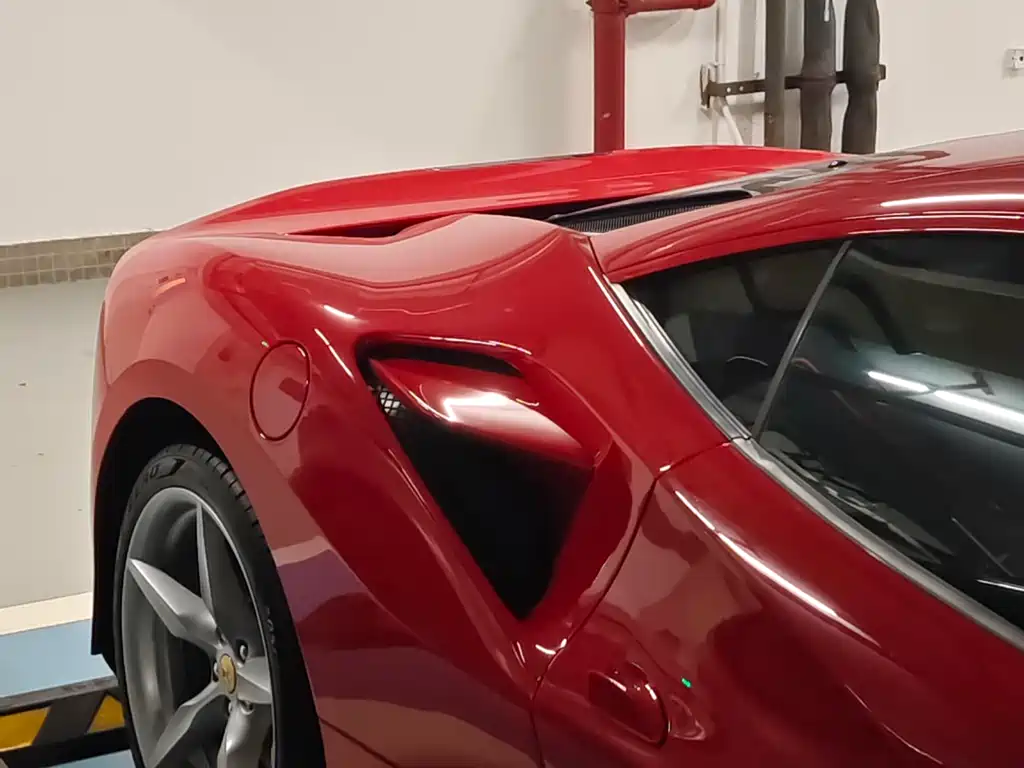 Ferrari F8 2022 — фото 9