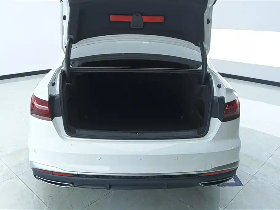 Audi A4L 2022