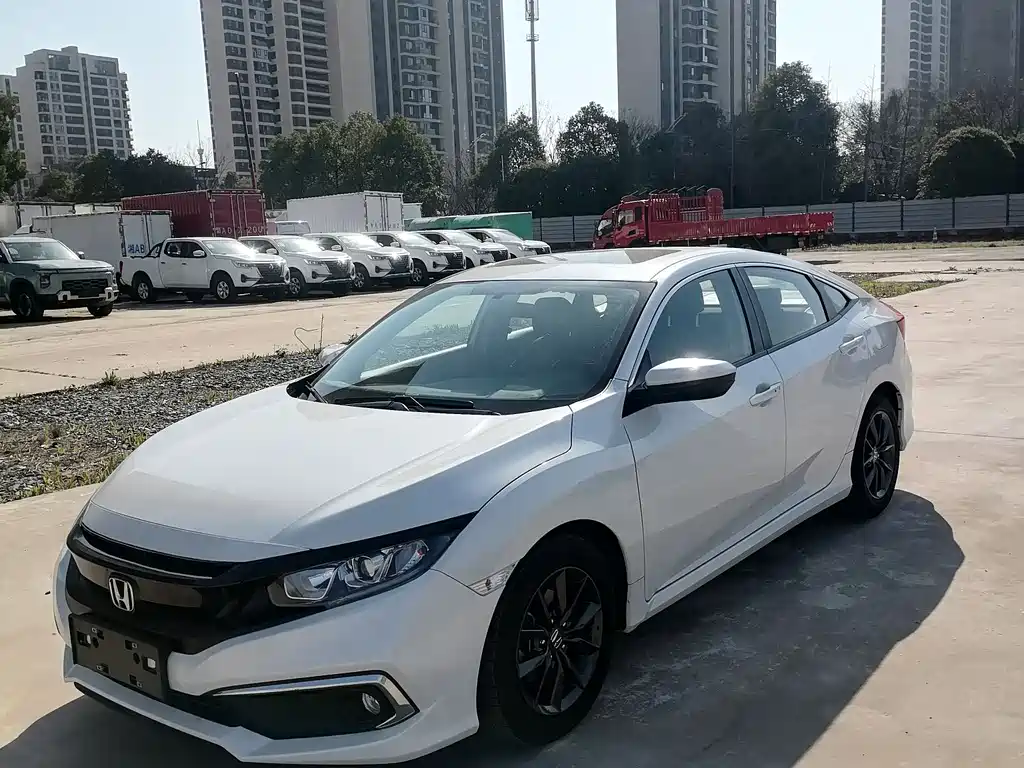 Honda Civic 2021 — фото 1