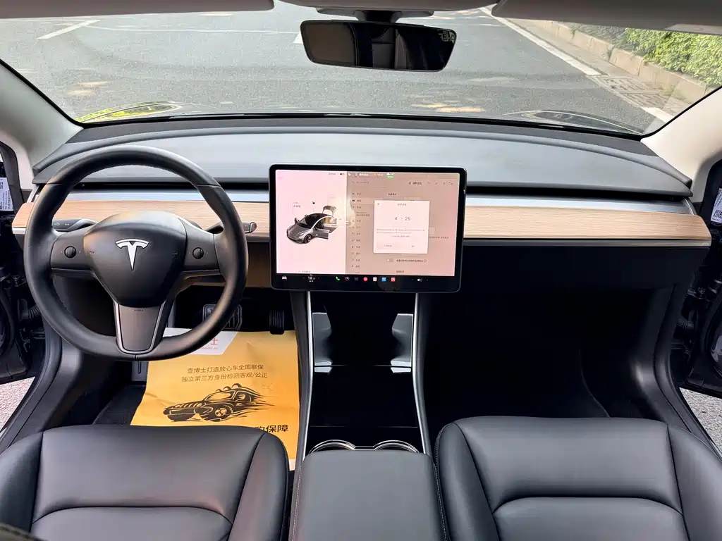 Tesla Model 3 2019 — фото 14