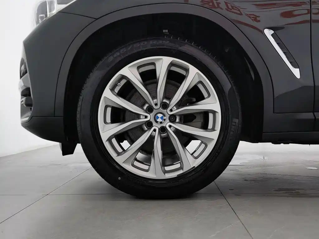 BMW X3 2021 — фото 17