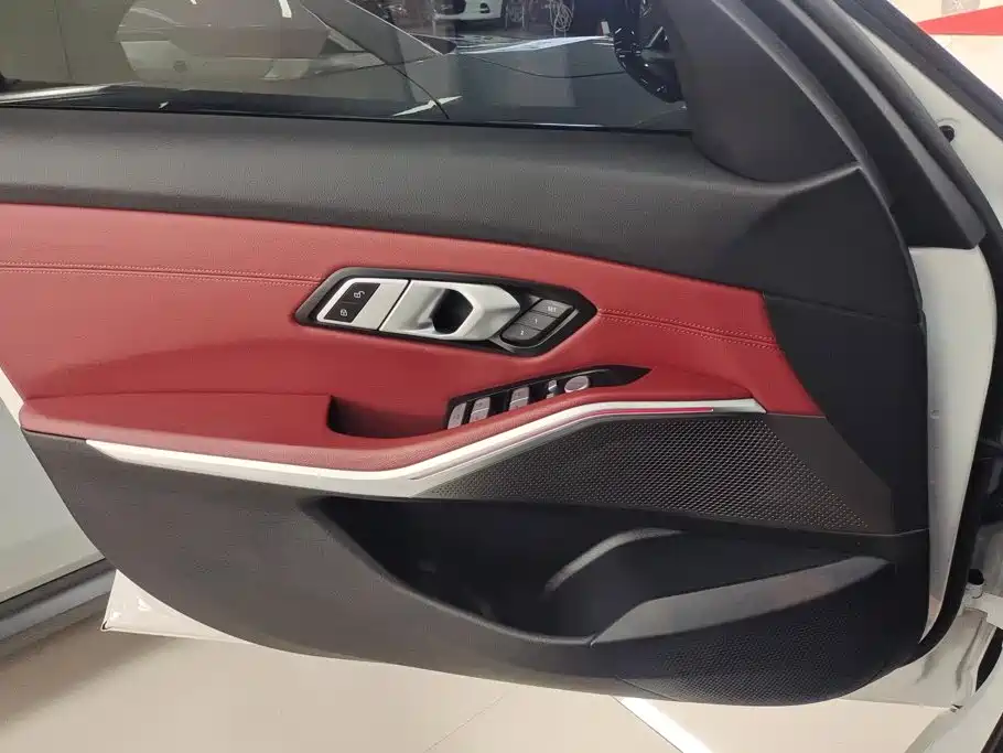 BMW i3 2024