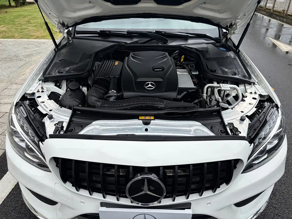 Mercedes-Benz C-Class 2017 — фото 18