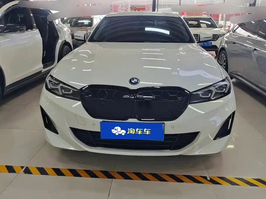 BMW i3 2024