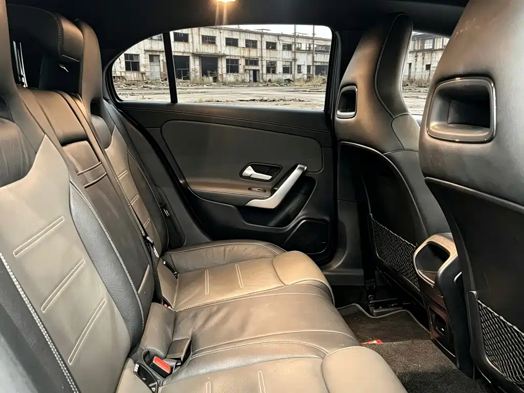 Mercedes-Benz A-Class AMG 2022 — фото 4