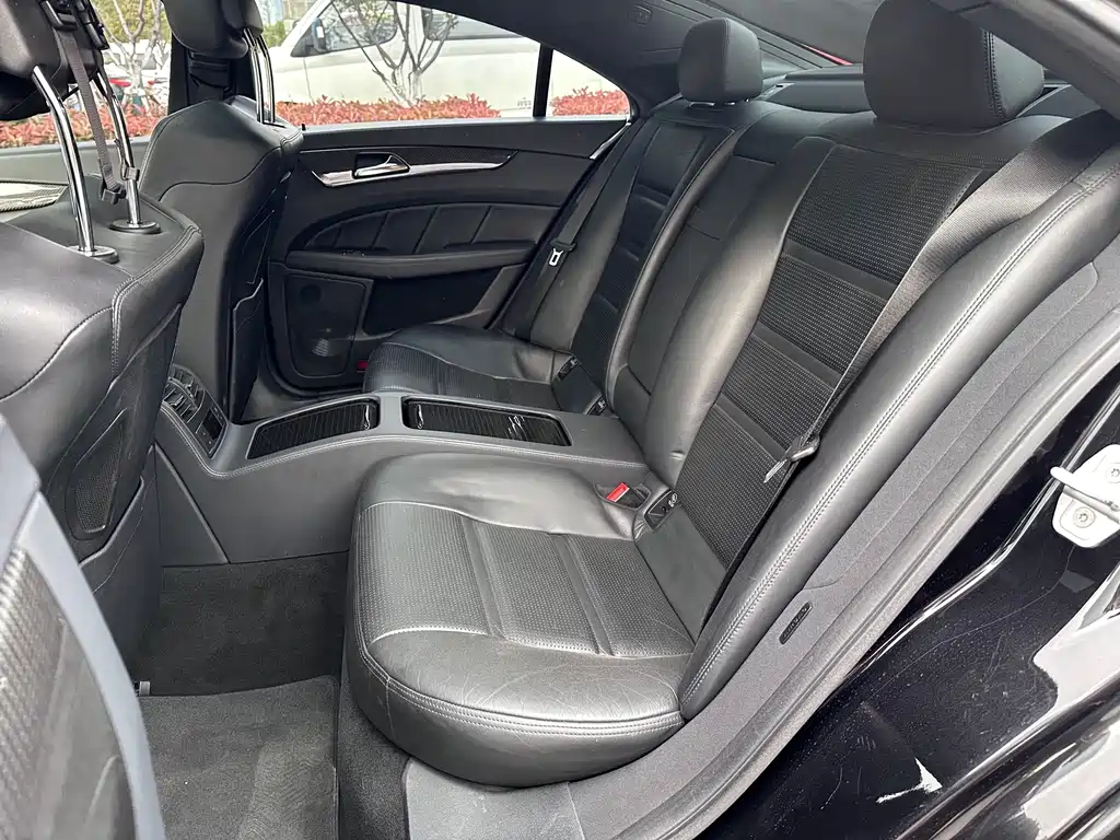 Mercedes-Benz CLS AMG 2013 — фото 11