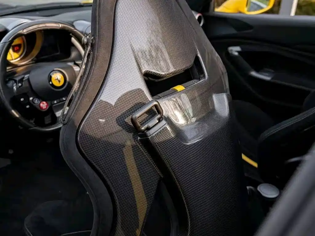 Ferrari F8 2022 — фото 9