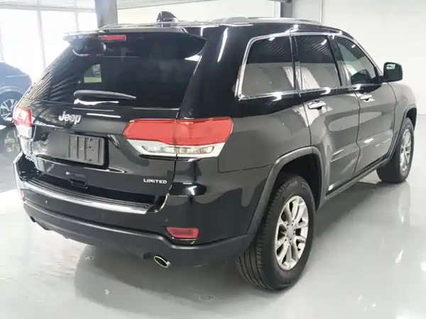 Jeep Grand Cherokee 2015