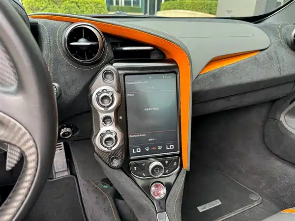 McLaren 720S 2019