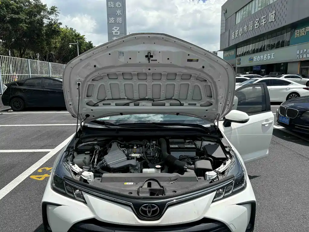 Toyota Corolla 2023 — фото 15