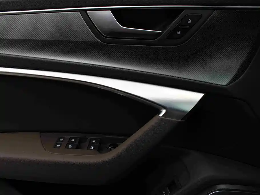 Audi A7L 2024 — фото 15