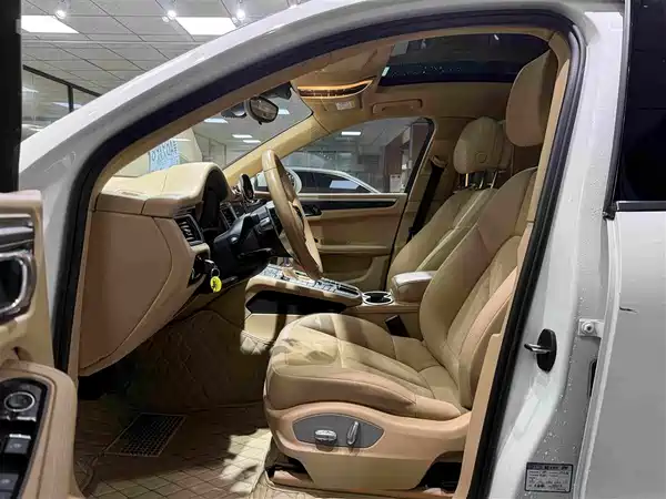 Porsche Macan 2016