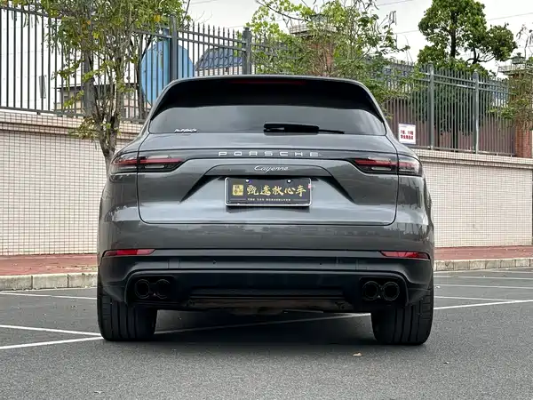 Porsche Cayenne 2019