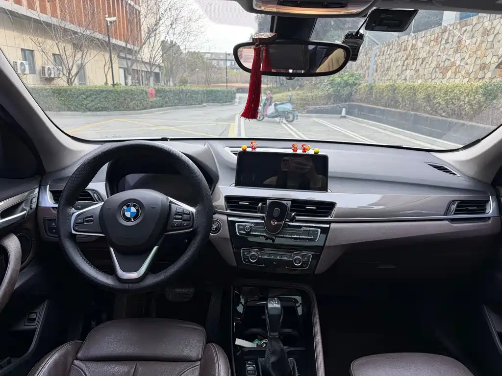 BMW X1 2018 — фото 17