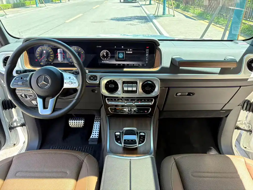 Mercedes-Benz G-Class 2022 — фото 17