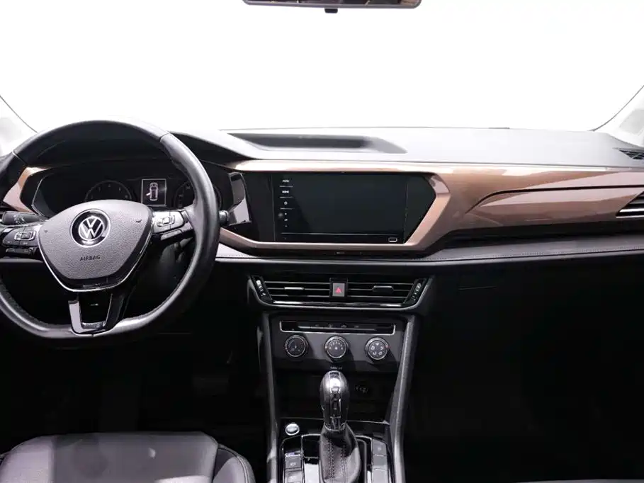 Volkswagen Tharu 2022 — фото 10