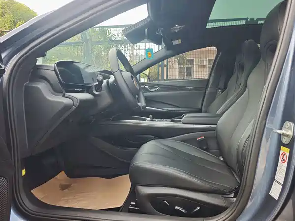 BYD Seal 2025
