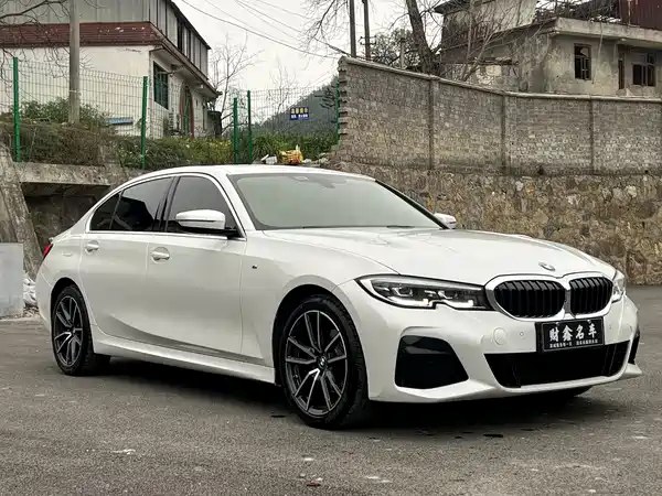 BMW 3 Series 2022