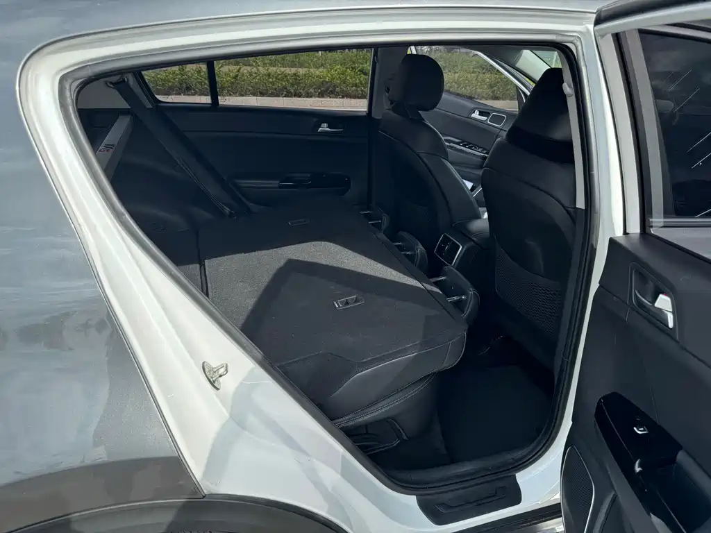 Kia KX5 2016 — фото 17