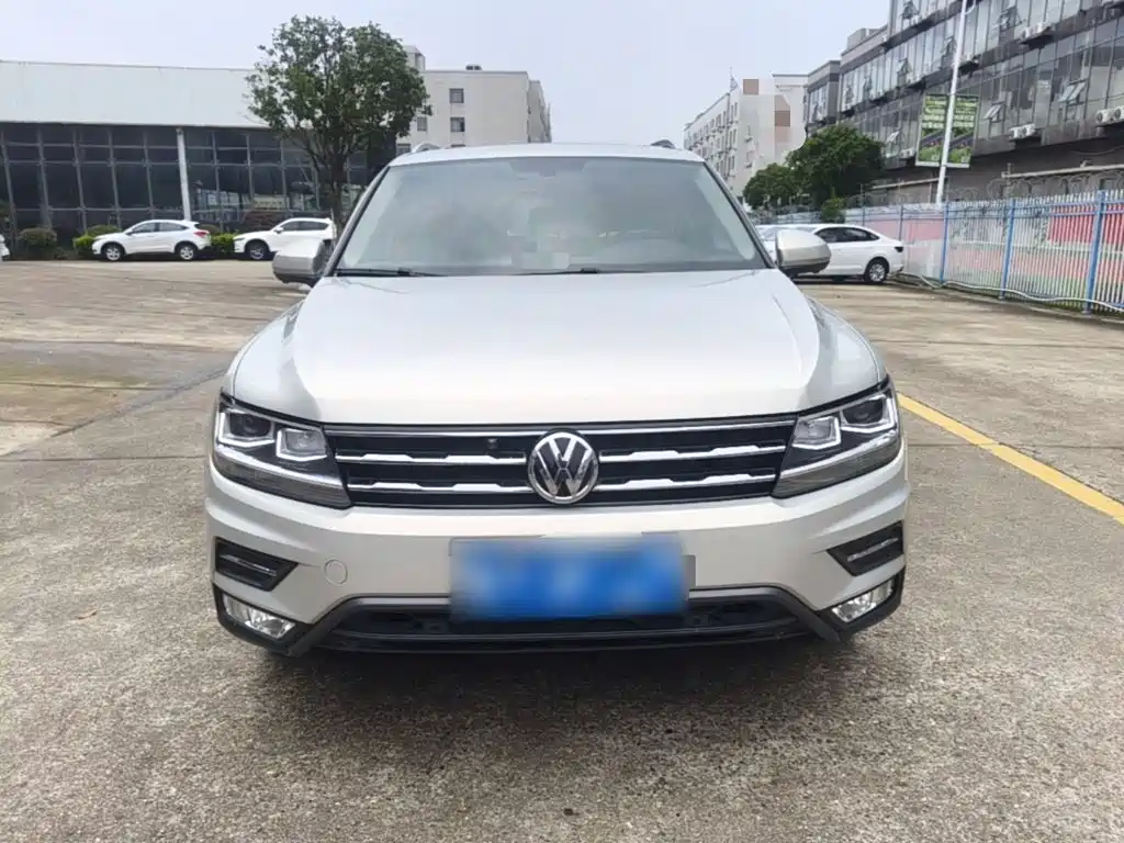 Volkswagen Tiguan L 2020 — фото 3